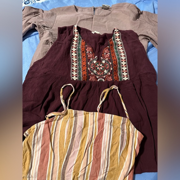 Bundle summer tops 3 Size XS - Picture 2 of 2